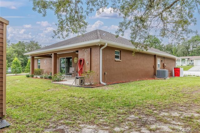 1763 W McNeal Drive, Dunnellon, FL 34433