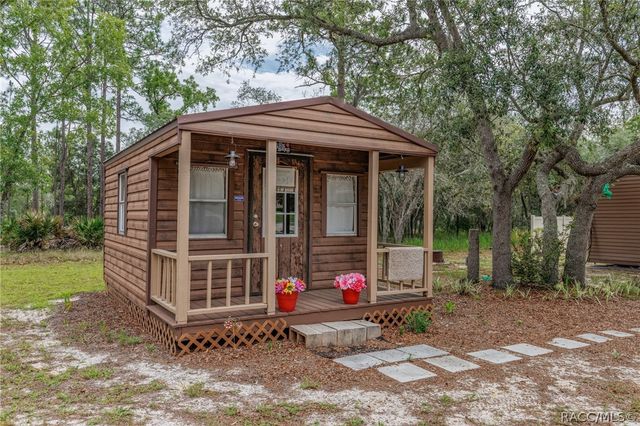 1763 W McNeal Drive, Dunnellon, FL 34433