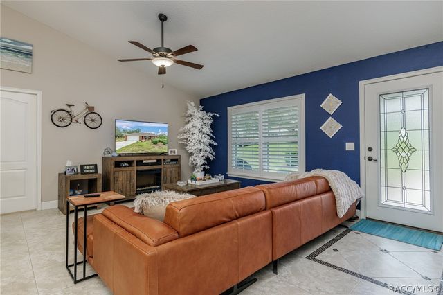 1763 W McNeal Drive, Dunnellon, FL 34433