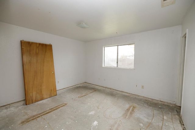 16344 Davis Ct, Delhi, CA 95315