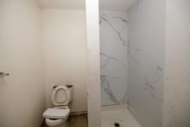 16344 Davis Ct, Delhi, CA 95315