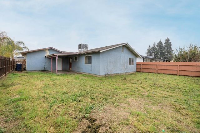 16344 Davis Ct, Delhi, CA 95315