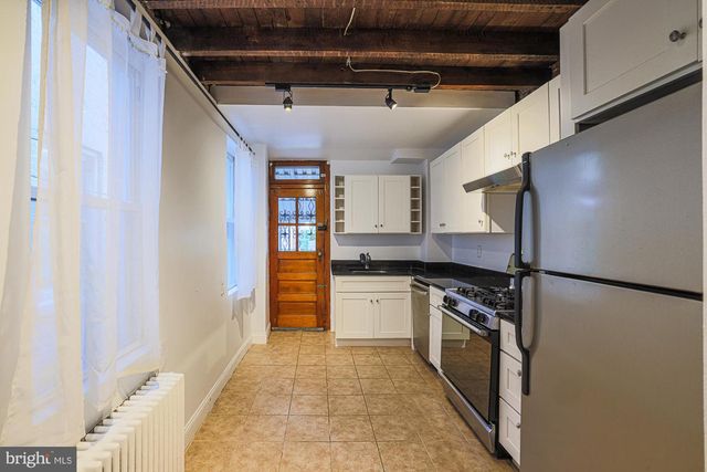 2421 FAIT AVE, Baltimore, MD 21224