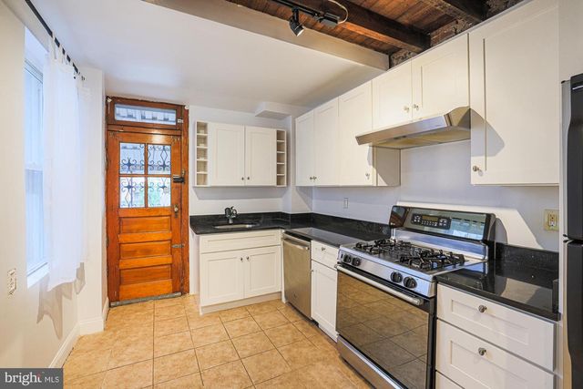 2421 FAIT AVE, Baltimore, MD 21224