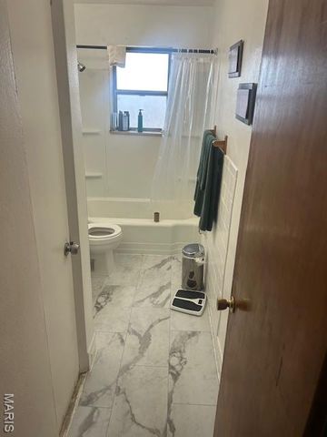 5658 Wilborn Drive, Jennings, MO 63136