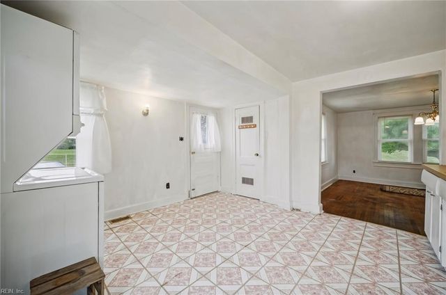 1317 Bells RD, Virginia Beach, VA 23454