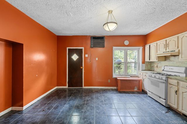 1593 E 48th Street, Brooklyn, NY 11234