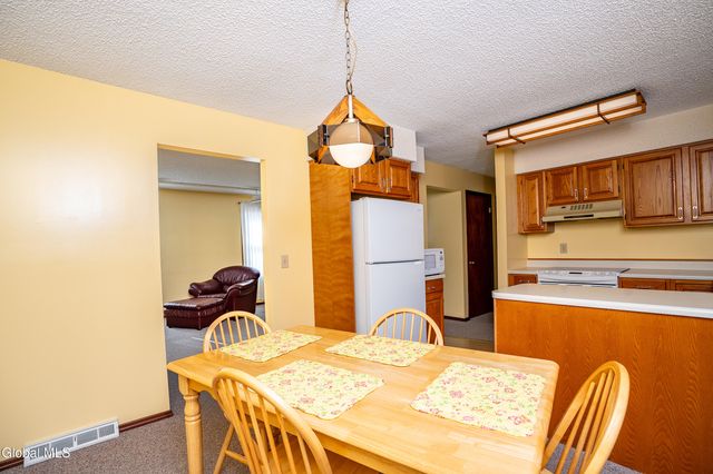 5 Norland Court, Wilton, NY 12866