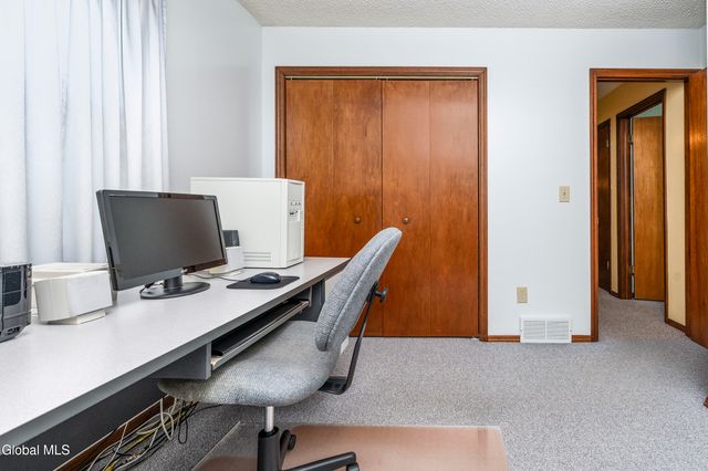 5 Norland Court, Wilton, NY 12866