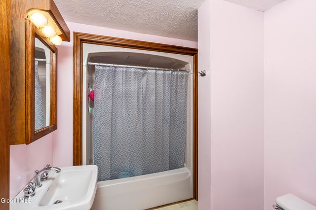 5 Norland Court, Wilton, NY 12866