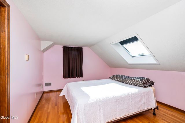 5 Norland Court, Wilton, NY 12866