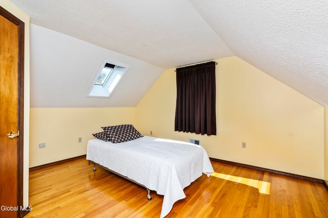 5 Norland Court, Wilton, NY 12866