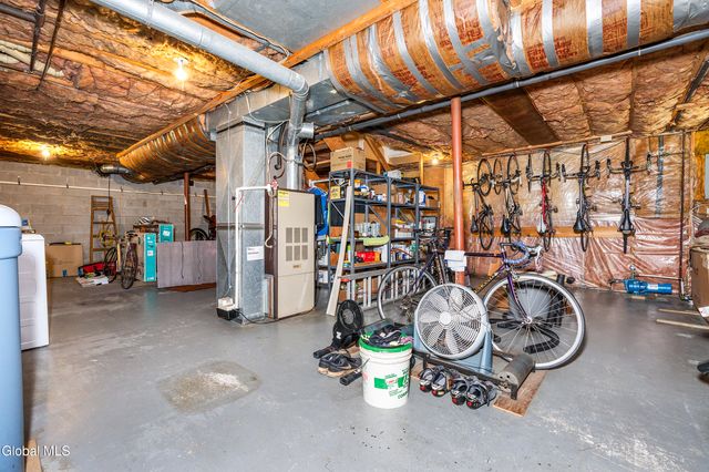 5 Norland Court, Wilton, NY 12866