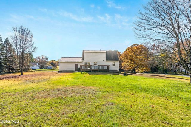 5 Norland Court, Wilton, NY 12866