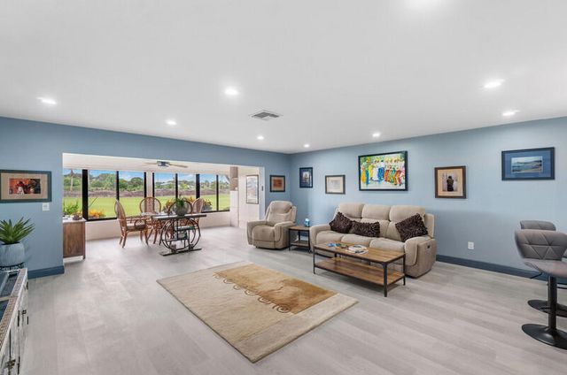 29 WESTGATE Lane 29B, Boynton Beach, FL 33436