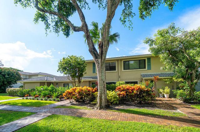 29 WESTGATE Lane 29B, Boynton Beach, FL 33436