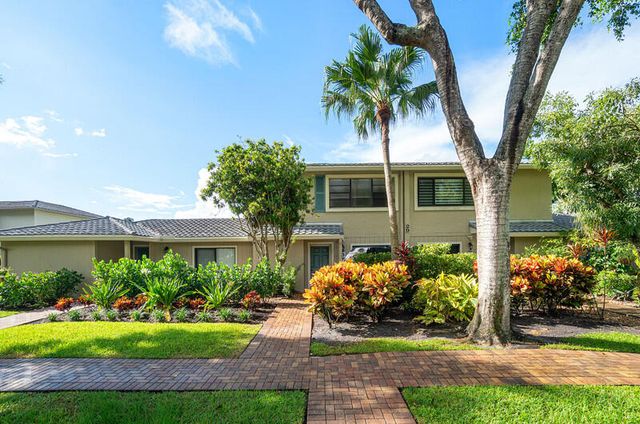 29 WESTGATE Lane 29B, Boynton Beach, FL 33436