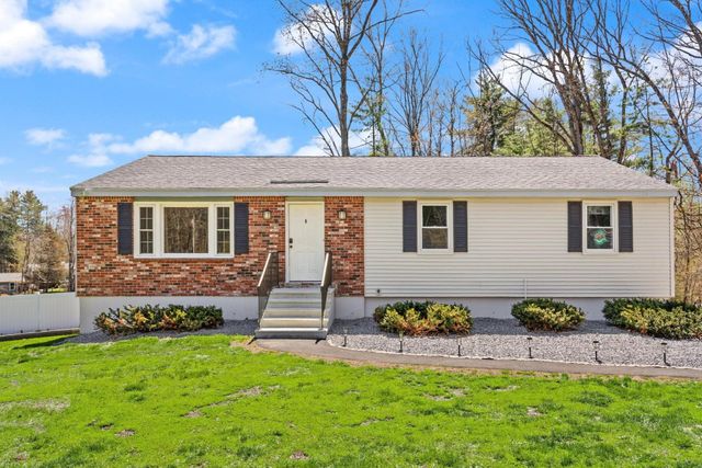 17 Oxbow Lane, Derry, NH 03038