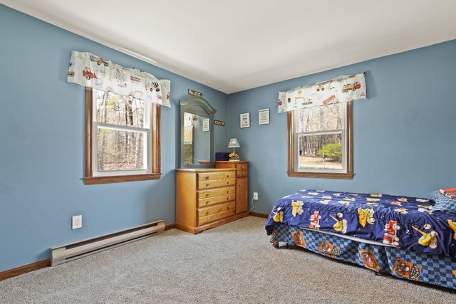 17 Oxbow Lane, Derry, NH 03038