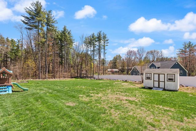 17 Oxbow Lane, Derry, NH 03038