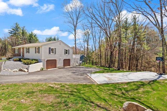 17 Oxbow Lane, Derry, NH 03038