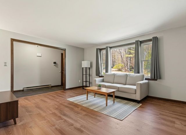 17 Oxbow Lane, Derry, NH 03038