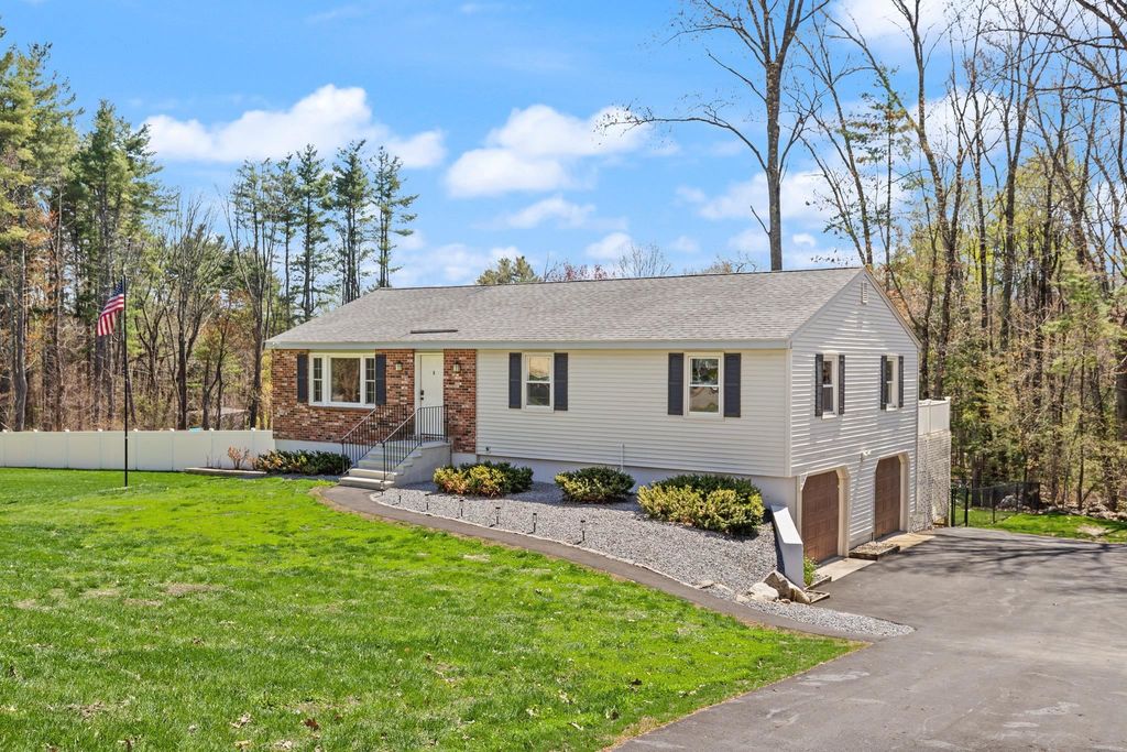 17 Oxbow Lane, Derry, NH 03038