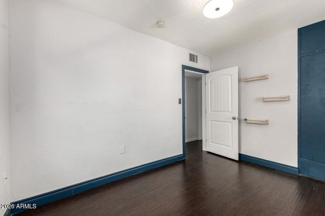 1614 W LYNWOOD Street, Phoenix, AZ 85007