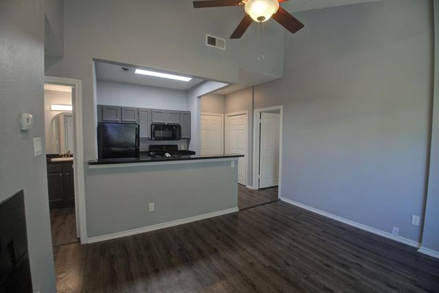 2606 Rio Grande ST 305, Austin, TX 78705