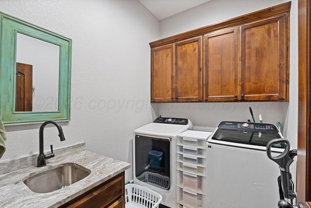 1301 E Cemetery Road, Canyon, TX 79015