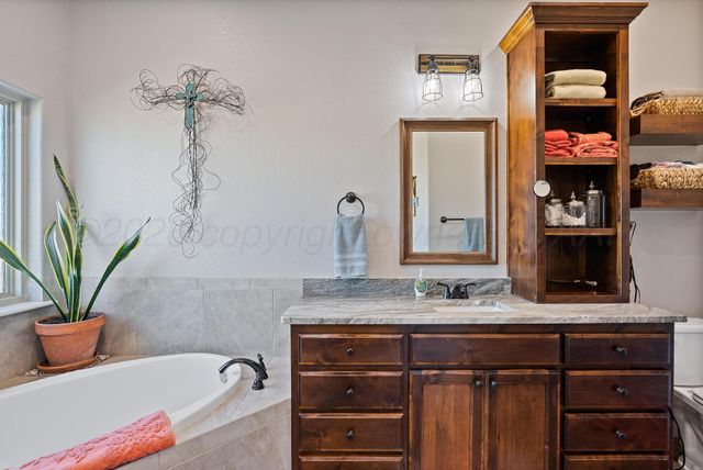 1301 E Cemetery Road, Canyon, TX 79015