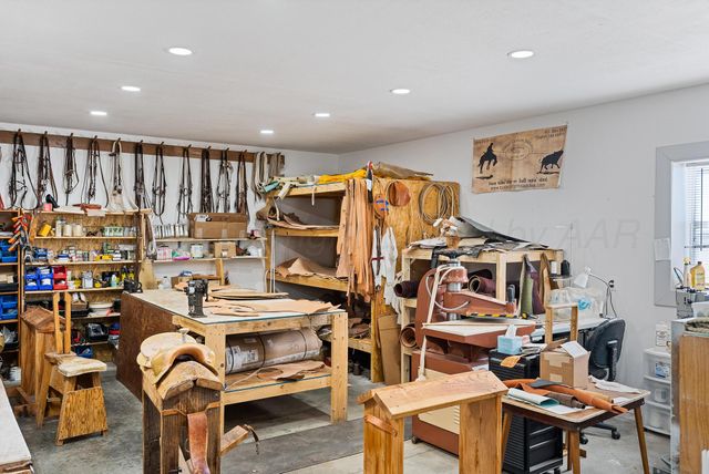 1301 E Cemetery Road, Canyon, TX 79015