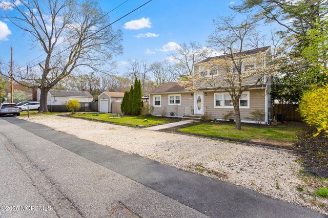 49 Burlington Drive, Brick, NJ 08723