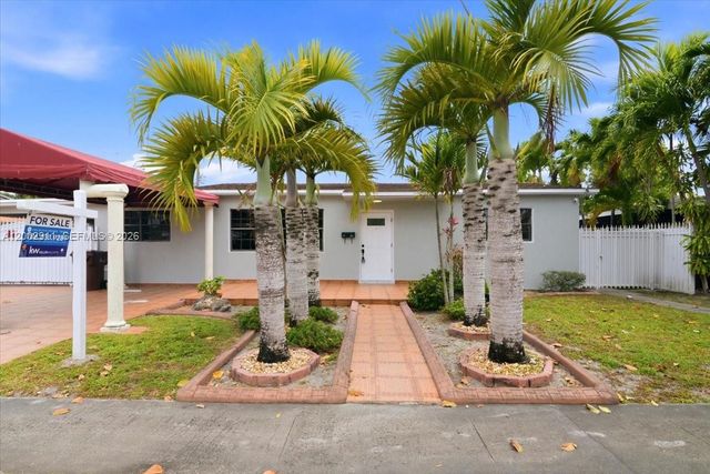 687 W 39th Pl, Hialeah, FL 33012