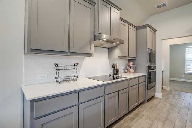 6025 Kansas Trail, Midlothian, TX 76065