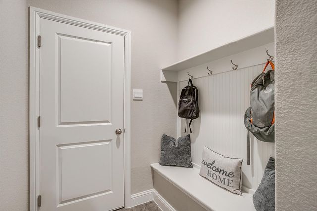 6025 Kansas Trail, Midlothian, TX 76065