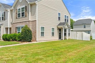 3933 Village Park Court, Winston-salem, NC 27127