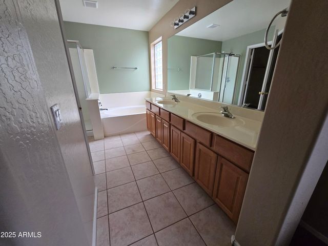 8238 W MELINDA Lane, Peoria, AZ 85382