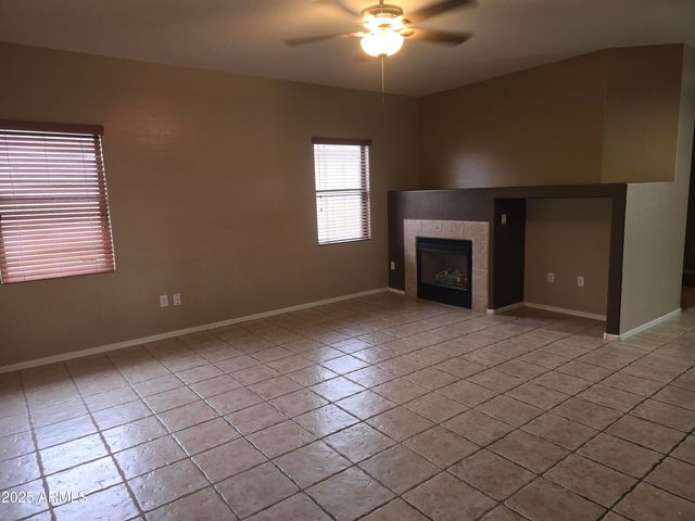 8238 W MELINDA Lane, Peoria, AZ 85382