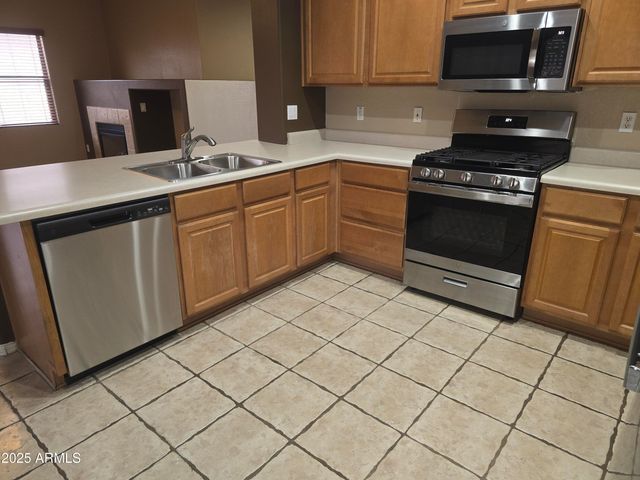 8238 W MELINDA Lane, Peoria, AZ 85382