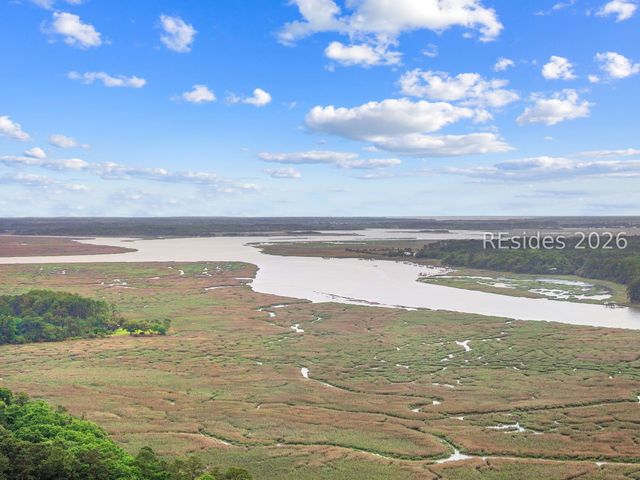 14 Palm Point Rd, Beaufort, SC 29907