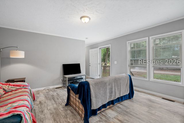 14 Palm Point Rd, Beaufort, SC 29907
