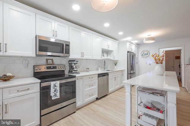 203 BLUNDONS RD, Heathsville, VA 22473