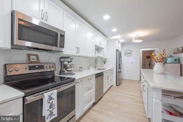 203 BLUNDONS RD, Heathsville, VA 22473