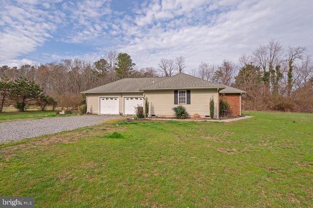 203 BLUNDONS RD, Heathsville, VA 22473