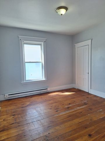 246 Millbury St, Worcester, MA 01610