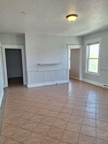246 Millbury St, Worcester, MA 01610