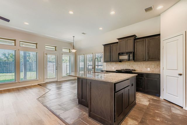 99 Eden Hollow Lane, Richmond, TX 77406