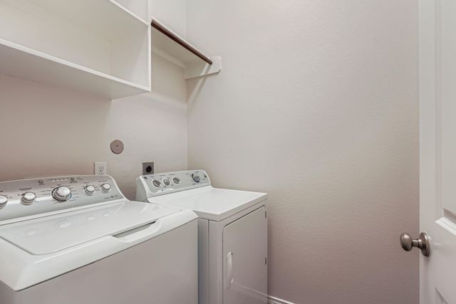 99 Eden Hollow Lane, Richmond, TX 77406