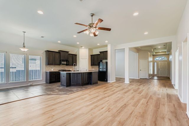 99 Eden Hollow Lane, Richmond, TX 77406